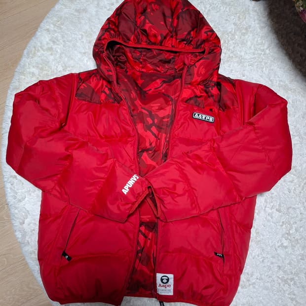 (마지막특가) Aape 리버시블 패딩