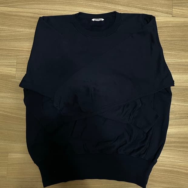 오라리 하이게이지 네이비 맨투맨