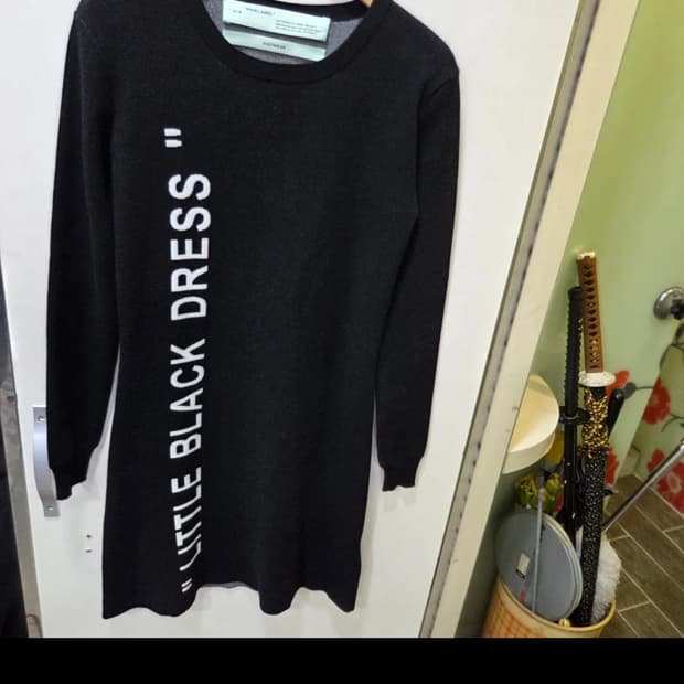 오프화이트 니트 드레스