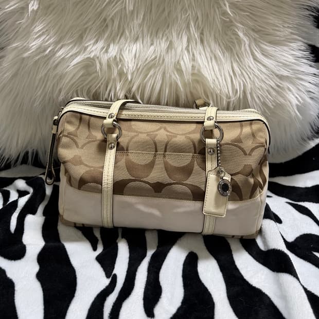 vintage coach shoulder bag
