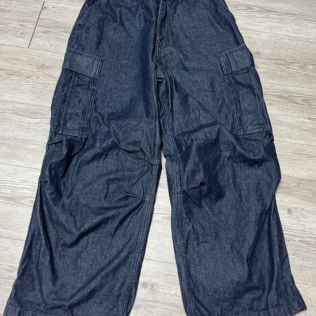 GU(지유) 와이드핏 카고 진