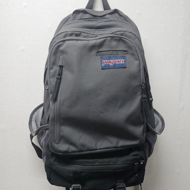 잔스포츠(Jansport) 엔보이 레트로 백팩 회색+검정 ( 33L )