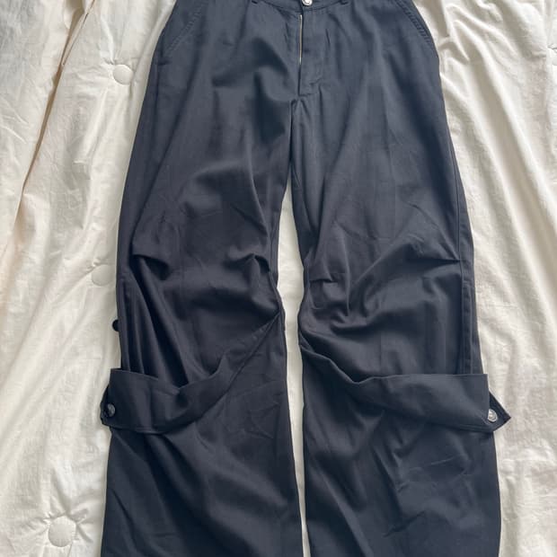 해칭룸 아머 팬츠