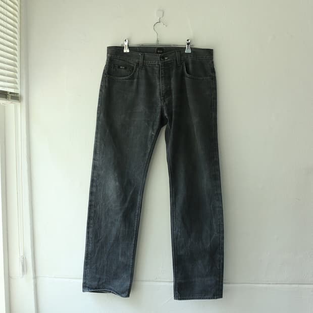 휴고 보스 흑청 스트레이트 팬츠