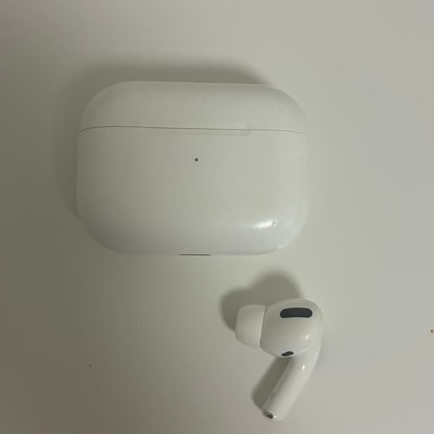 에어팟 프로 1세대 본체+오른쪽 유닛
