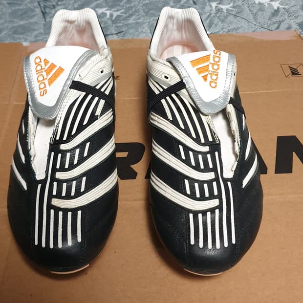 아디다스 프레데터 앱솔리온 HG 축구화 (275)