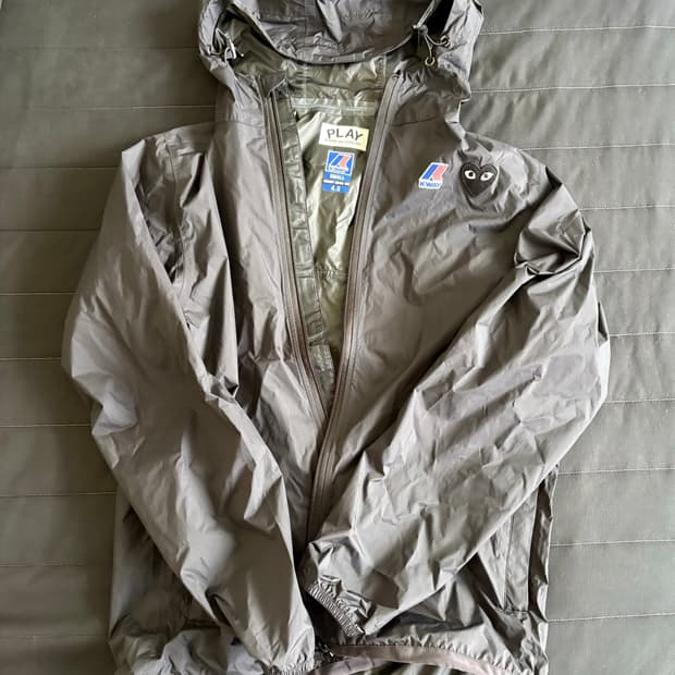 [S]꼼데가르송 까웨 바람막이 블랙