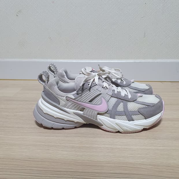 나이키 v2k 런 운동화 250