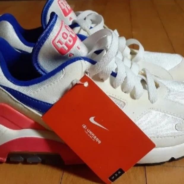 새제품 나이키 에어맥스180 울트라마린