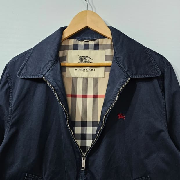 버버리 런던 남성 바라쿠다 자켓 95