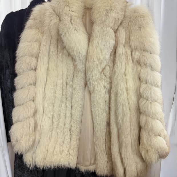 아이보리 폭스퍼 자켓