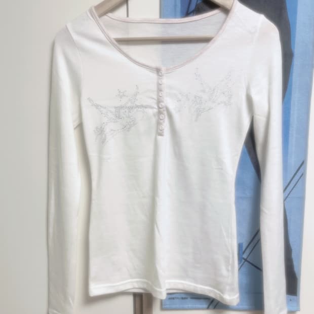 rrichu 울 슬림핏 핫픽스 버튼 탑