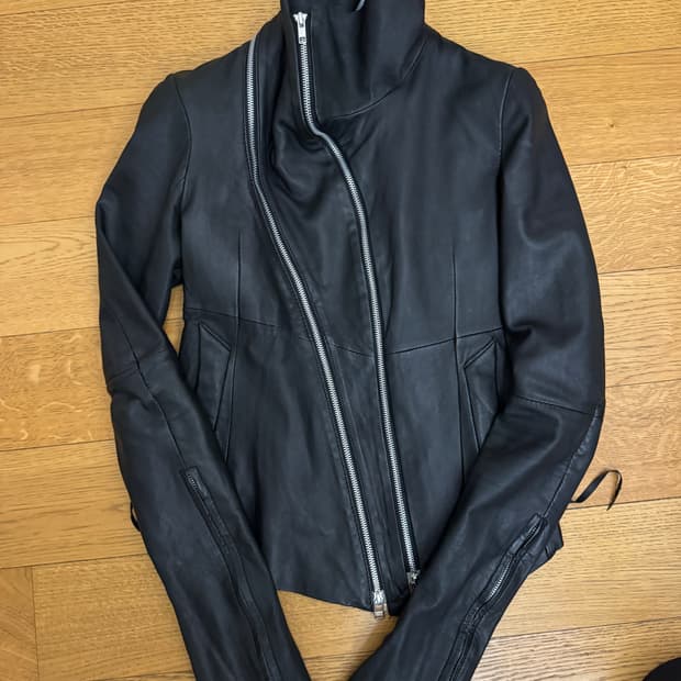 Ekam leather jacket s size