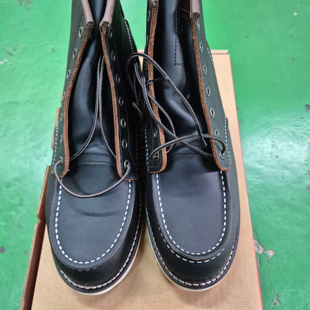 레드윙 목토 8849 275D 새제품