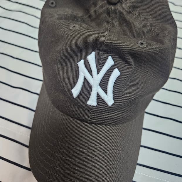 뉴에라 mlb 모자 초콜릿