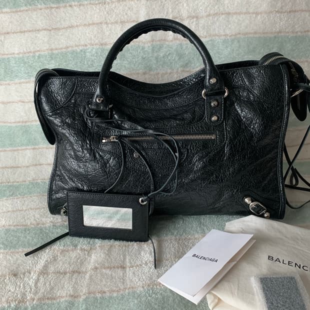 발렌시아가 시티백 모터백 미듐 정품 블랙