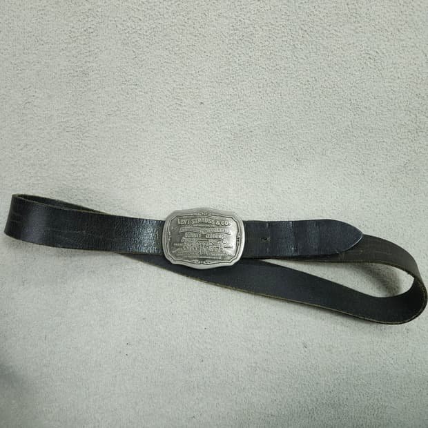 리바이스 빅 버클 레더 벨트