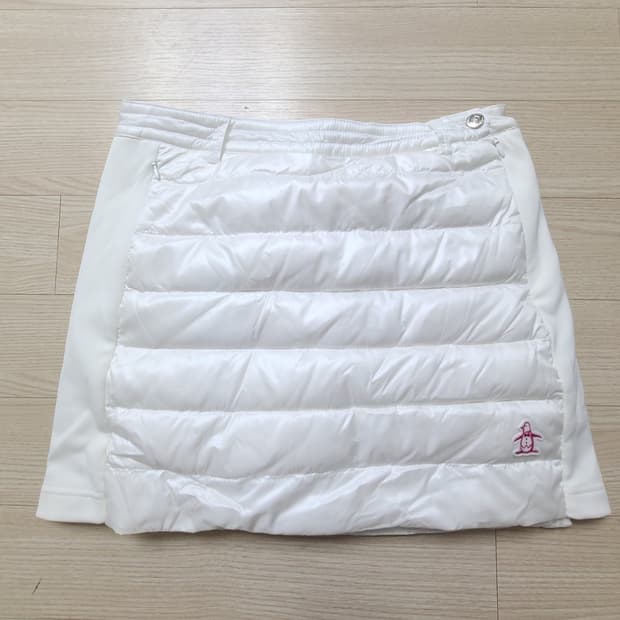 새거)먼싱웨어 덕다운 골프치마