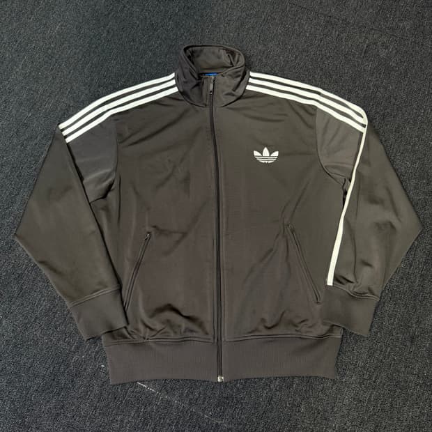 아디다스 파이어버드 초코브라운 져지