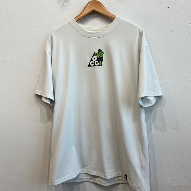 나이키 acg 아이슬란드 맵 반팔 티셔츠 m