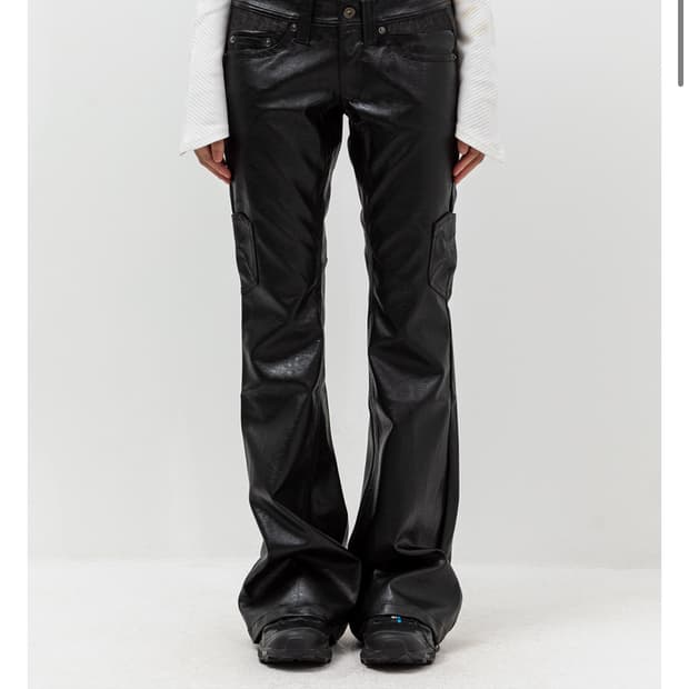 에이시넥틱스 SCAR BOOT CUT PANTS