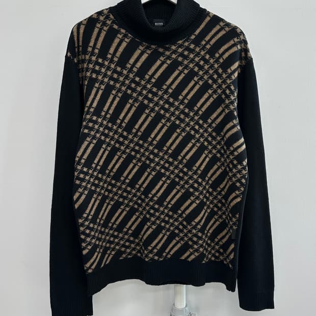 휴고보스 버진울 터틀넥 니트