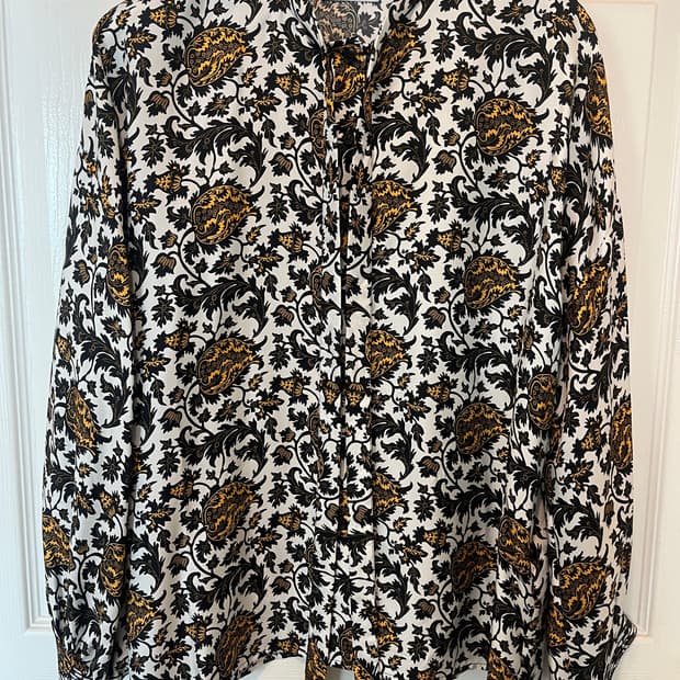 산드로 실크 블라우스