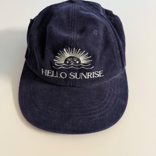 헬로선라이즈 코듀로이 캡 (네이비)