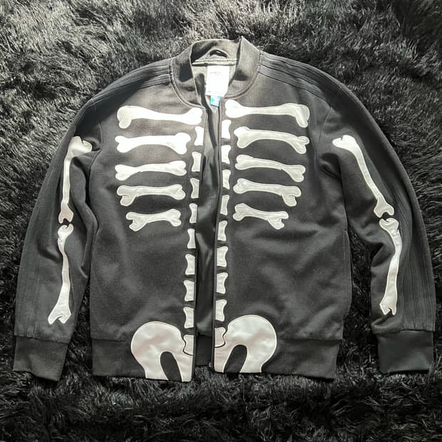 아디다스 x 제레미스캇 스켈레톤 트랙탑