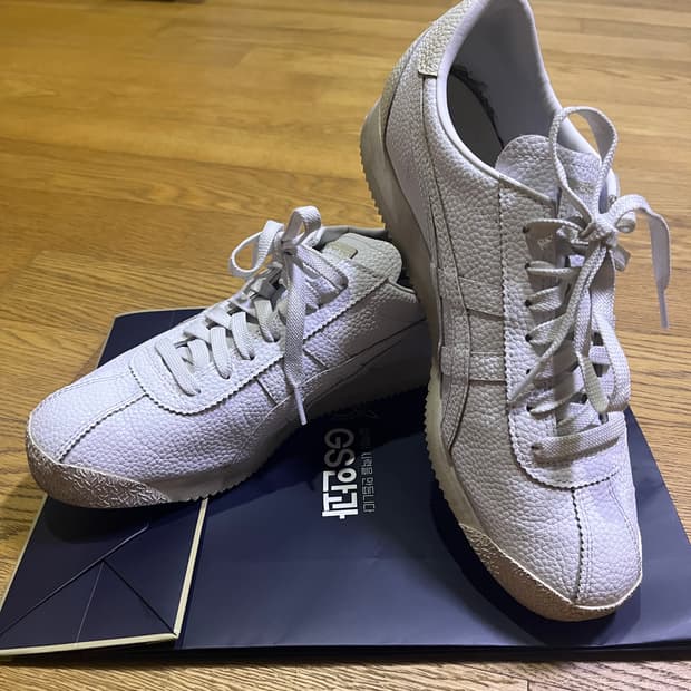 오니츠카타이거 코르세어 화이트 275mm