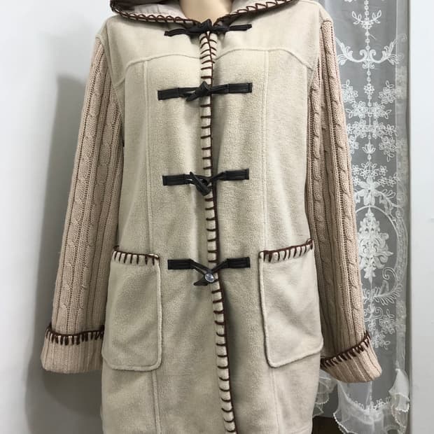 soft hooded knit sleeve coat