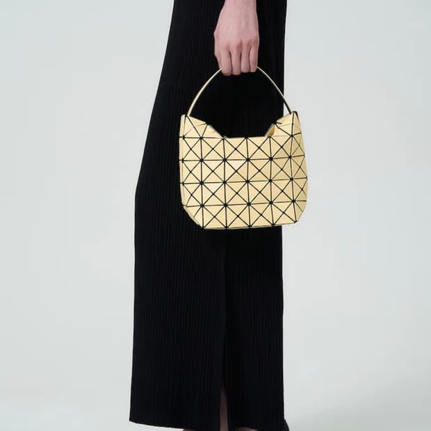 이세이미야케 바오바오 백 valley 옐로우 새상품