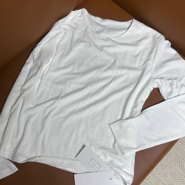 Sie 시에 베이직 라운드티 긴팔티