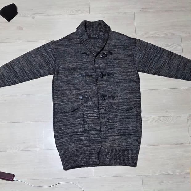 트렌짓 니트코트