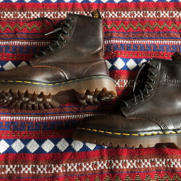 닥터마틴 1460 mie 부츠 220