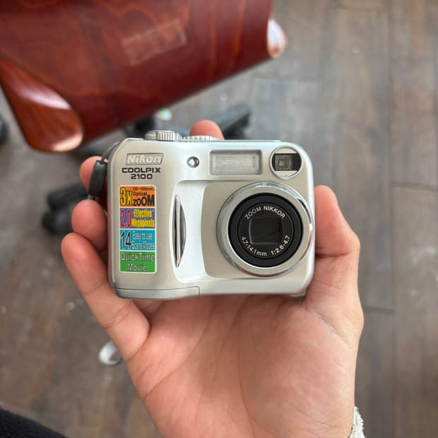 니콘 쿨픽스 2100 디지털카메라