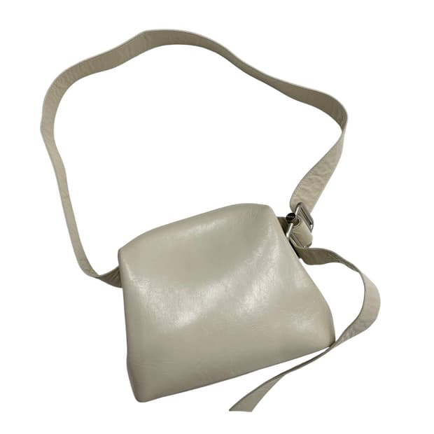 osoi 오소이 브로트백 (크림)