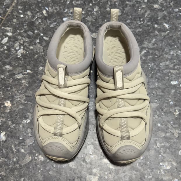 호카 Hoka One One 오라 프리모