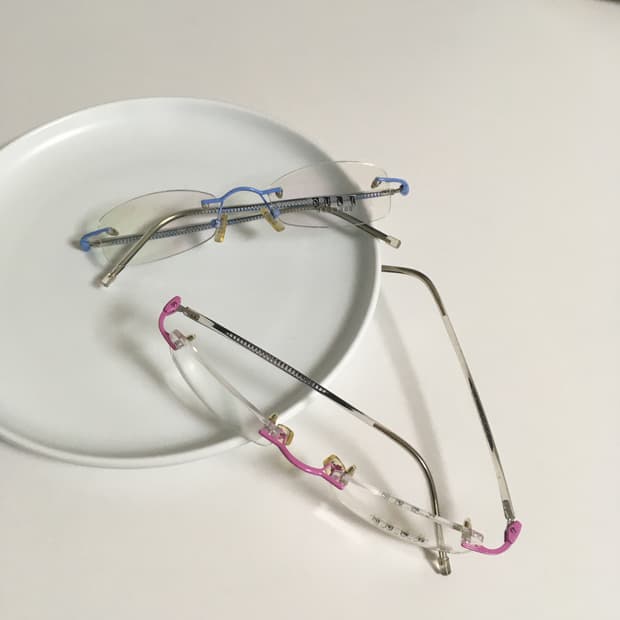 [긱시크/2컬러] 파스텔톤 빈티지 무테 포인트 안경테 림리스 심플무테