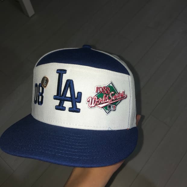 La다져스 스크립트 스플릿 패널 뉴에라 사이즈캡