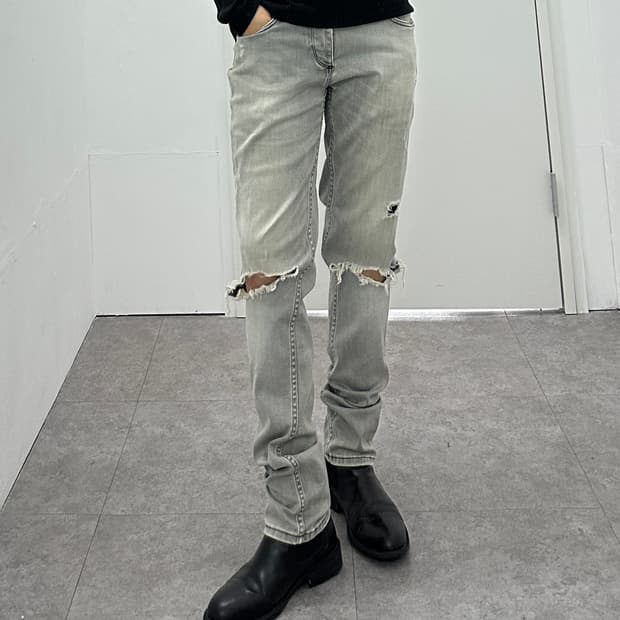 Zara man destroyed gray washing jeans