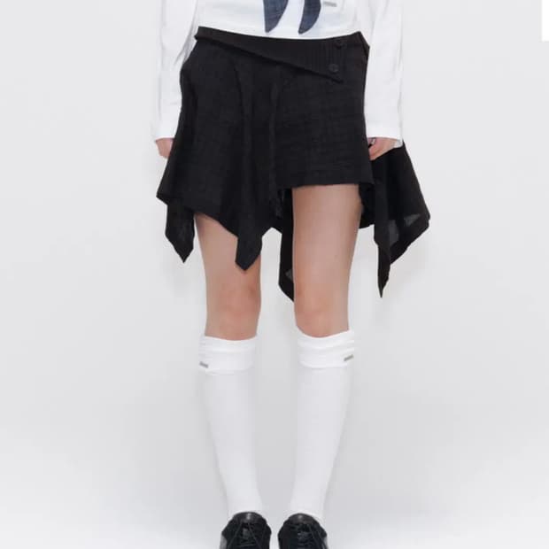 미세키서울 언발란스 스커트 새상품