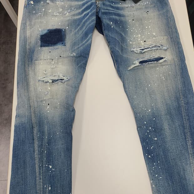 디스퀘어드 라이트 스트레치코튼 진 사이즈52