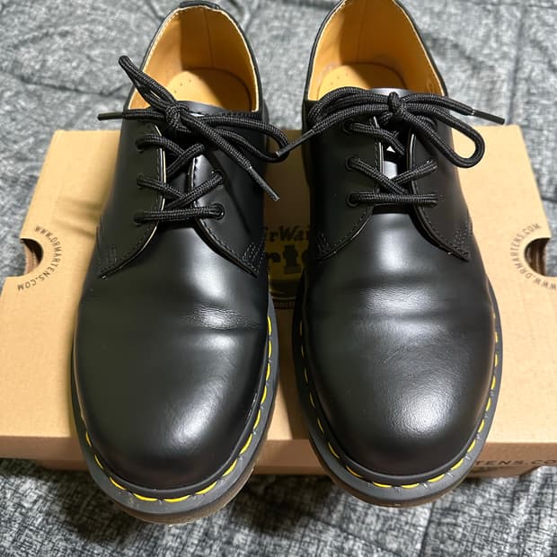 (260,uk7) 닥터마틴 1461 스무스