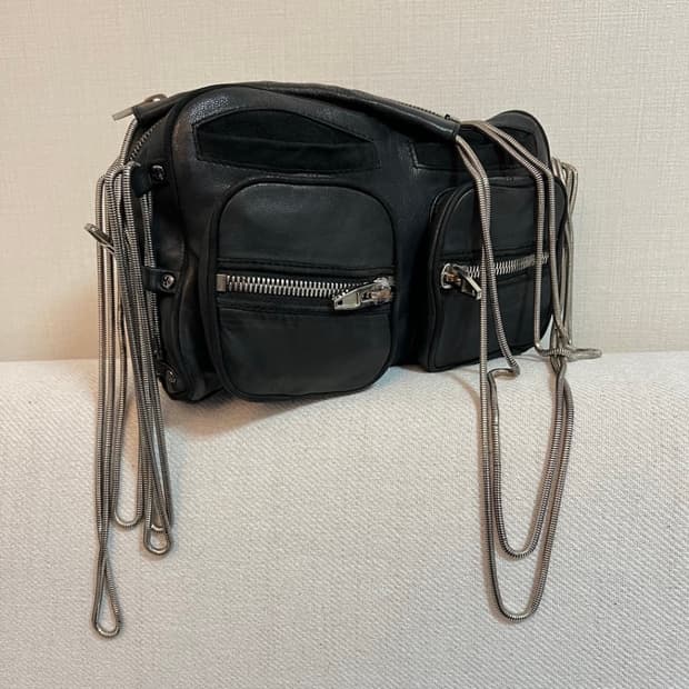 알렉산더왕 브렌다 체인 백 블랙