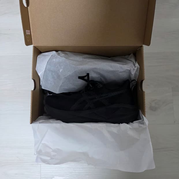 아식스 노바블라스트5  (255)