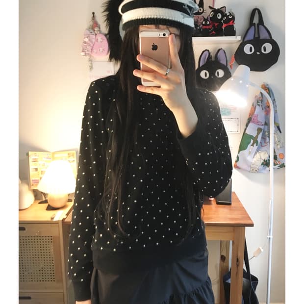 vintage dot button shoulder knit black