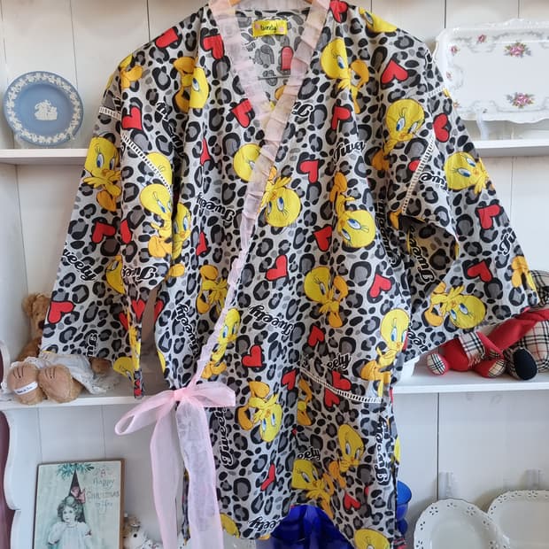 Tweety 트위티 캐릭터 로브 가운