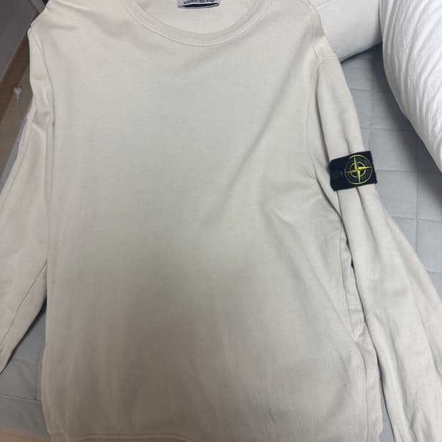 스톤아일랜드 맨투맨