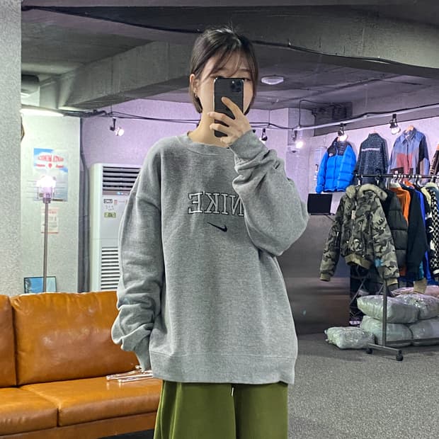 나이키 올드스쿨 빅로고 그레이 스웻셔츠B2925